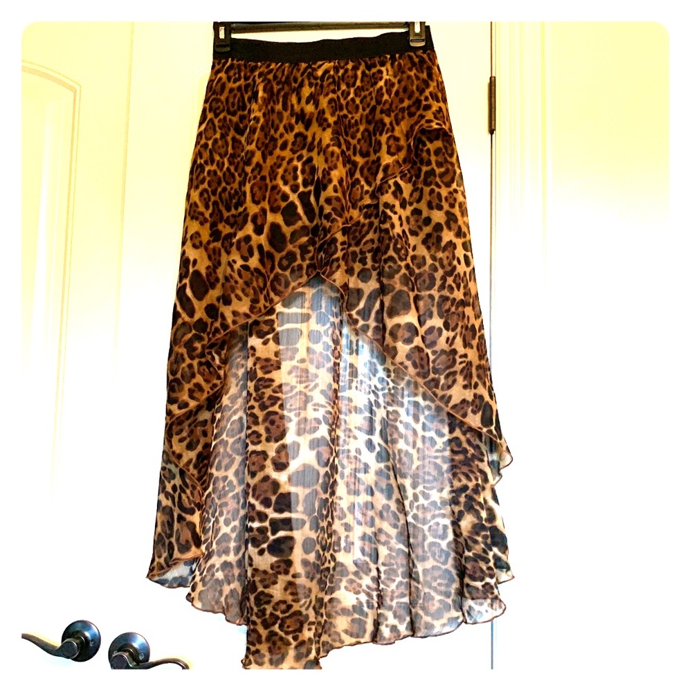 Ladies sheer leopard print skirt by Cecico
